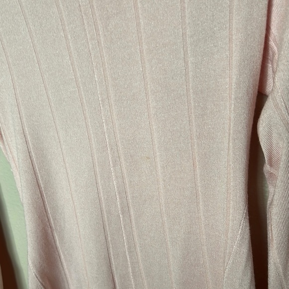 Elegant Pink Long Sleeve Top - Picture 3 of 5